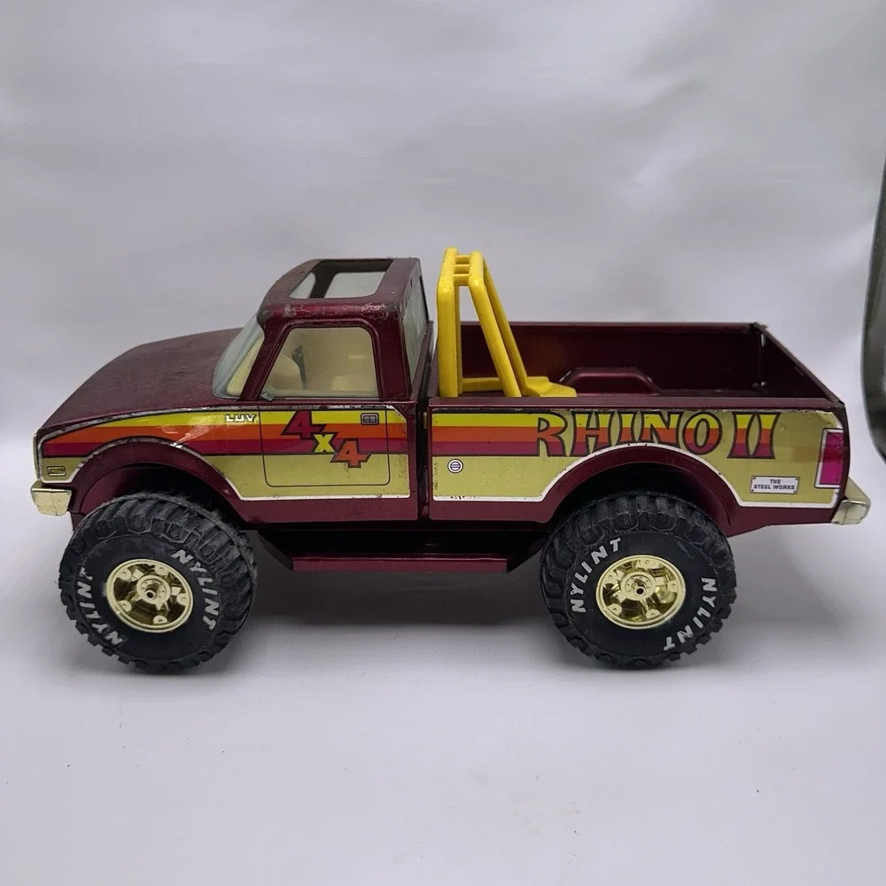 Vintage NYLINT Pressed Steel Rhino 2 LUV 4x4 Chevy Baja Pickup Truck Made In USA